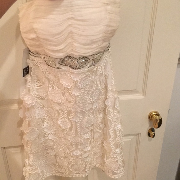 Sue Wong nocturne white strapless dress - Picture 2 of 10